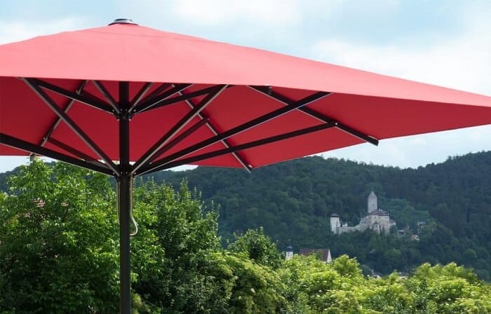 Windstabiler Sonnenschirm